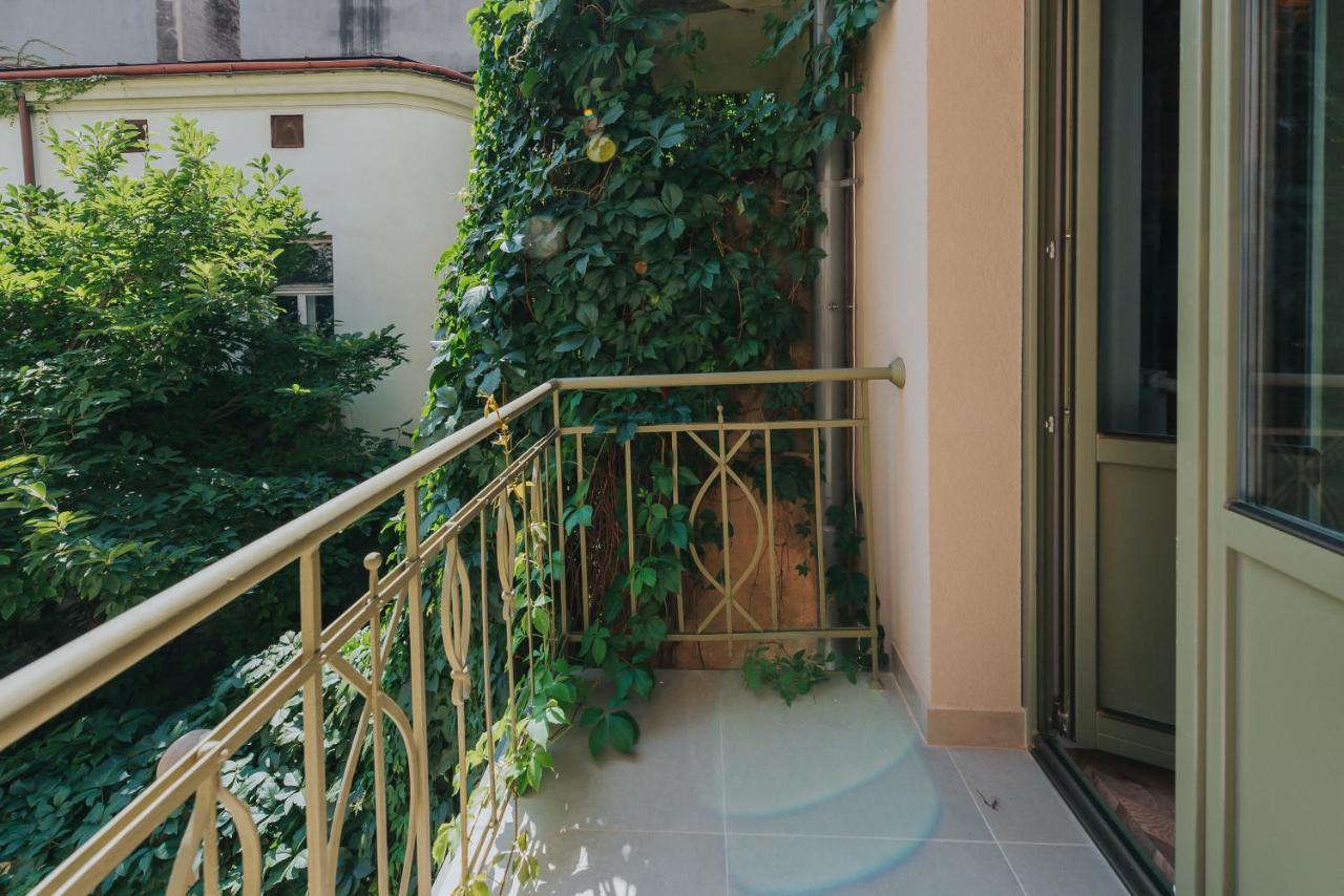 Movart Boutique Aparthotel Krakow Bagian luar foto