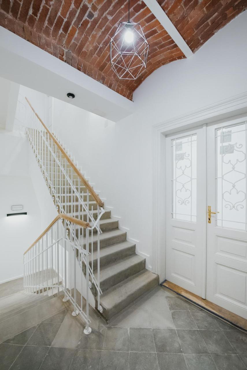 Movart Boutique Aparthotel Krakow Bagian luar foto