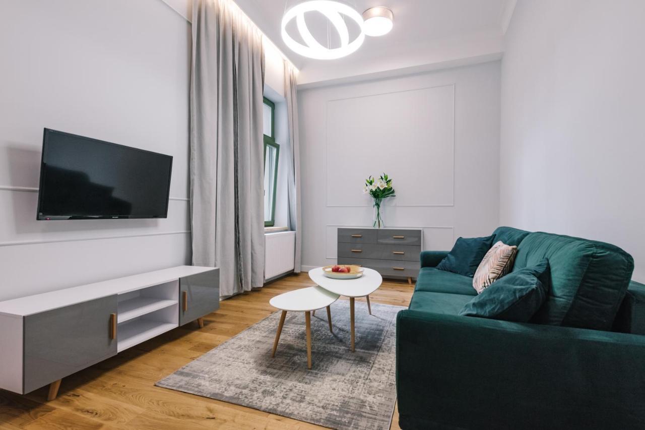 Movart Boutique Aparthotel Krakow Bagian luar foto