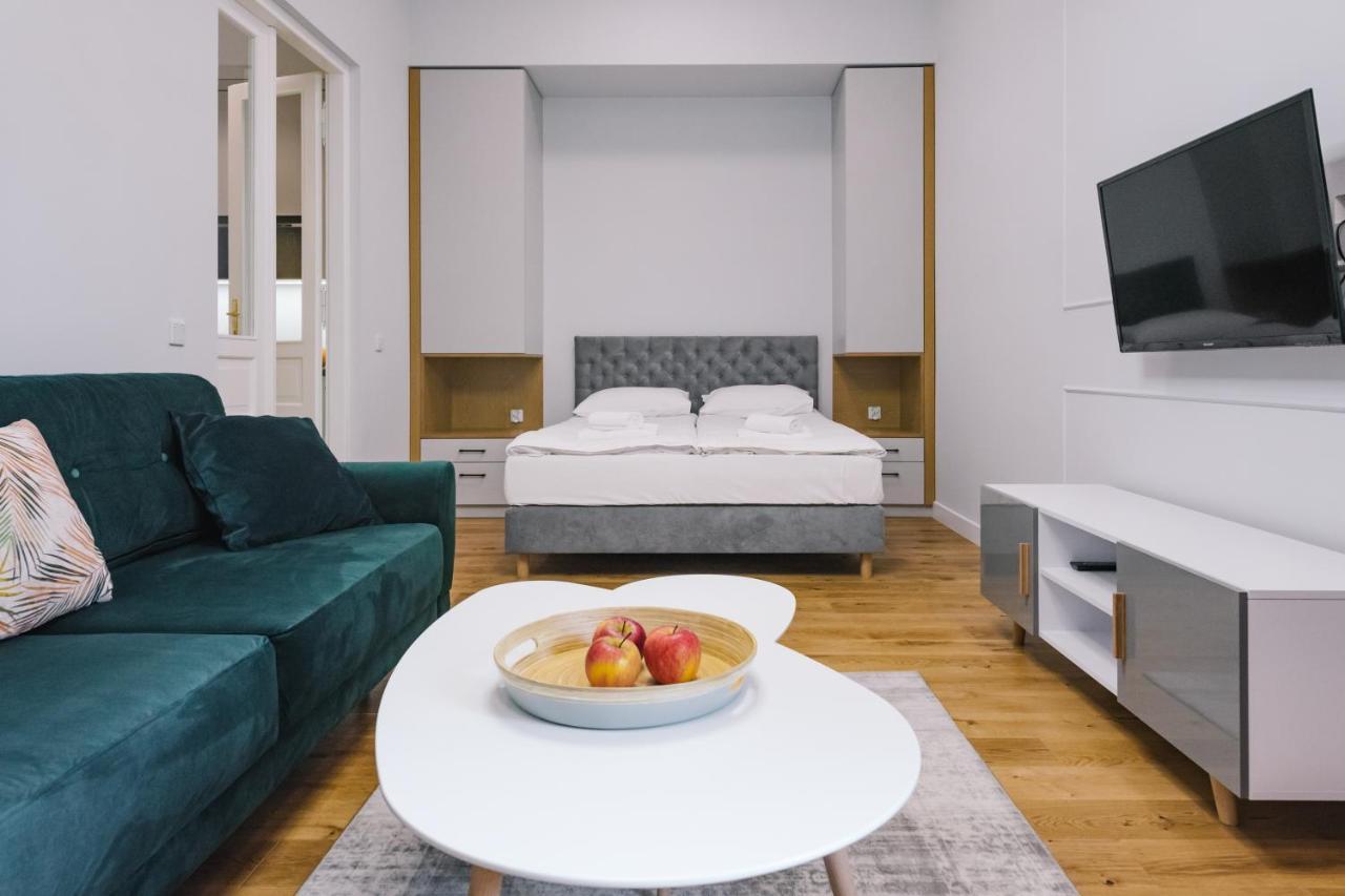 Movart Boutique Aparthotel Krakow Bagian luar foto