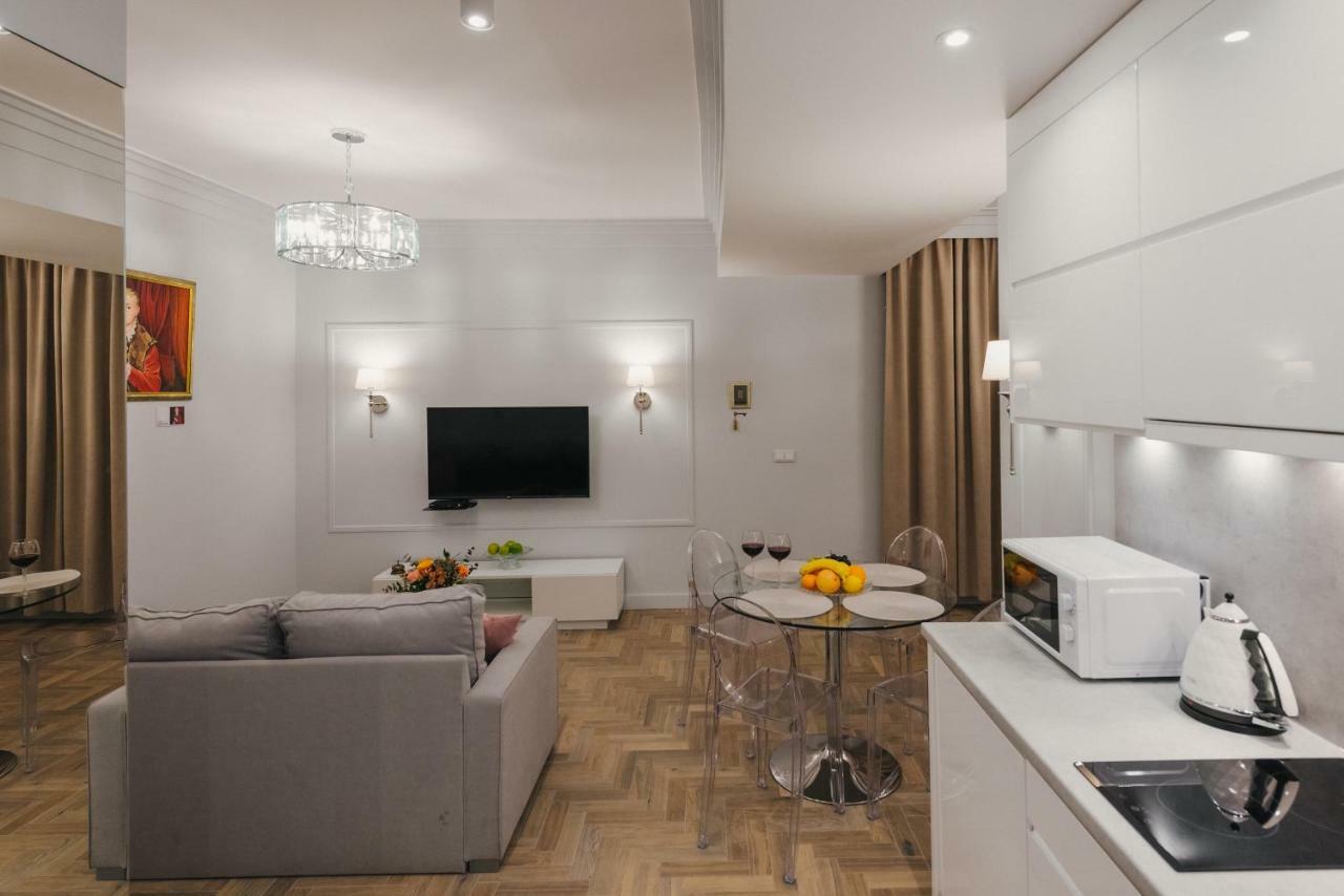 Movart Boutique Aparthotel Krakow Bagian luar foto