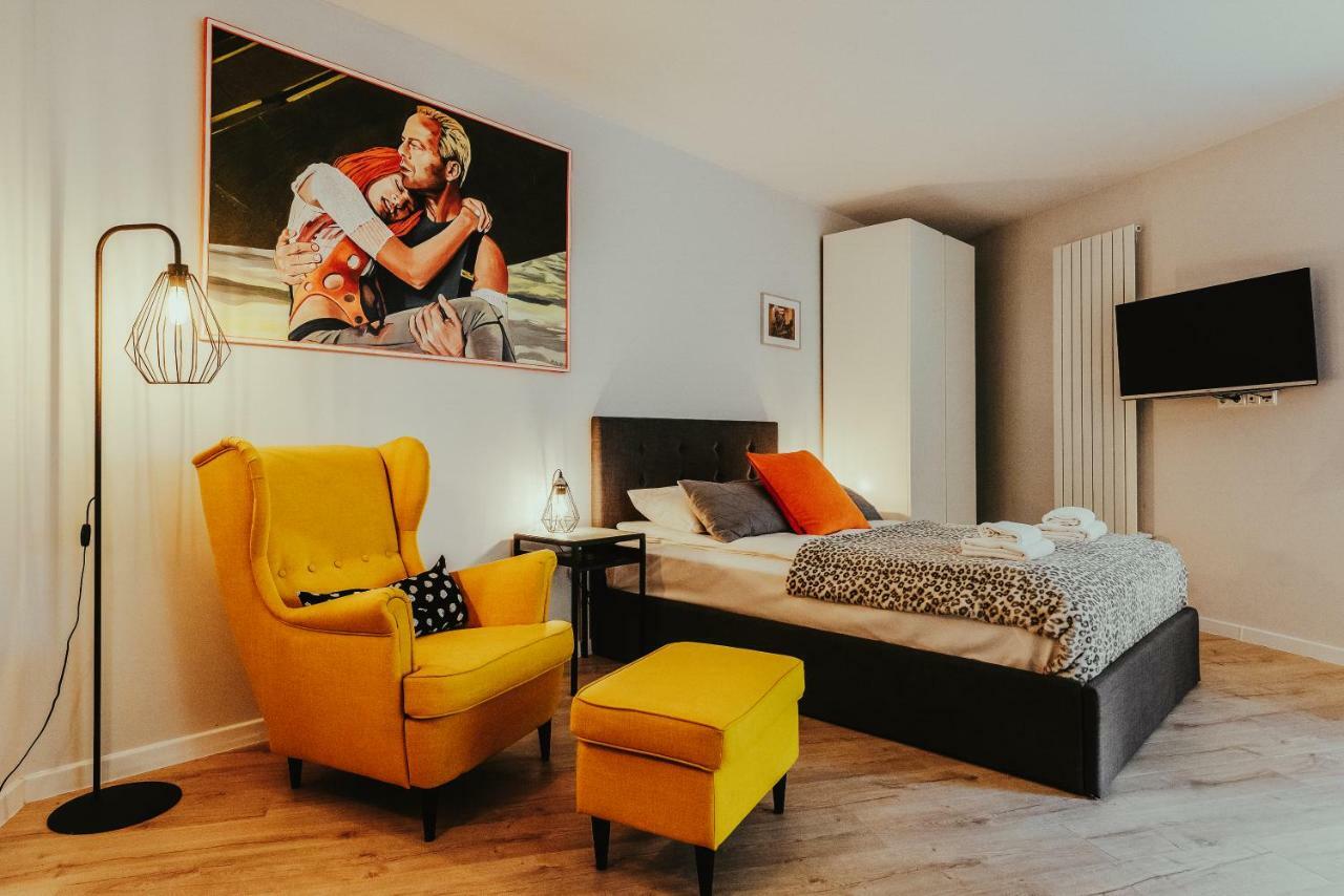 Movart Boutique Aparthotel Krakow Bagian luar foto