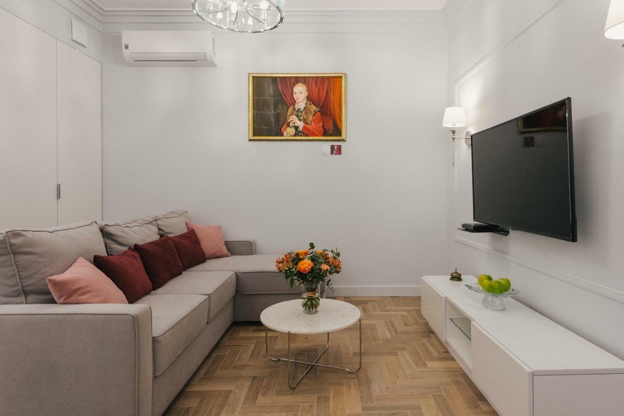 Movart Boutique Aparthotel Krakow Bagian luar foto