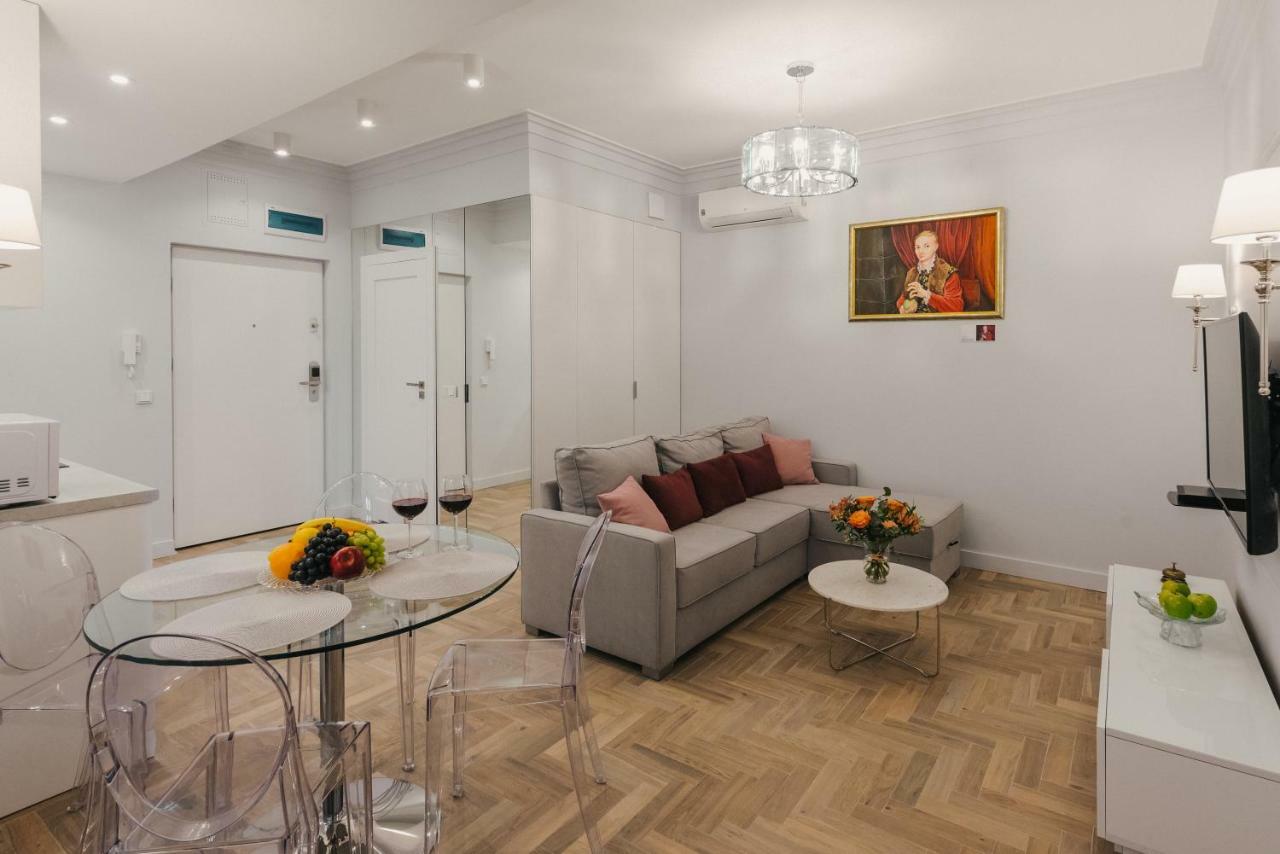 Movart Boutique Aparthotel Krakow Bagian luar foto